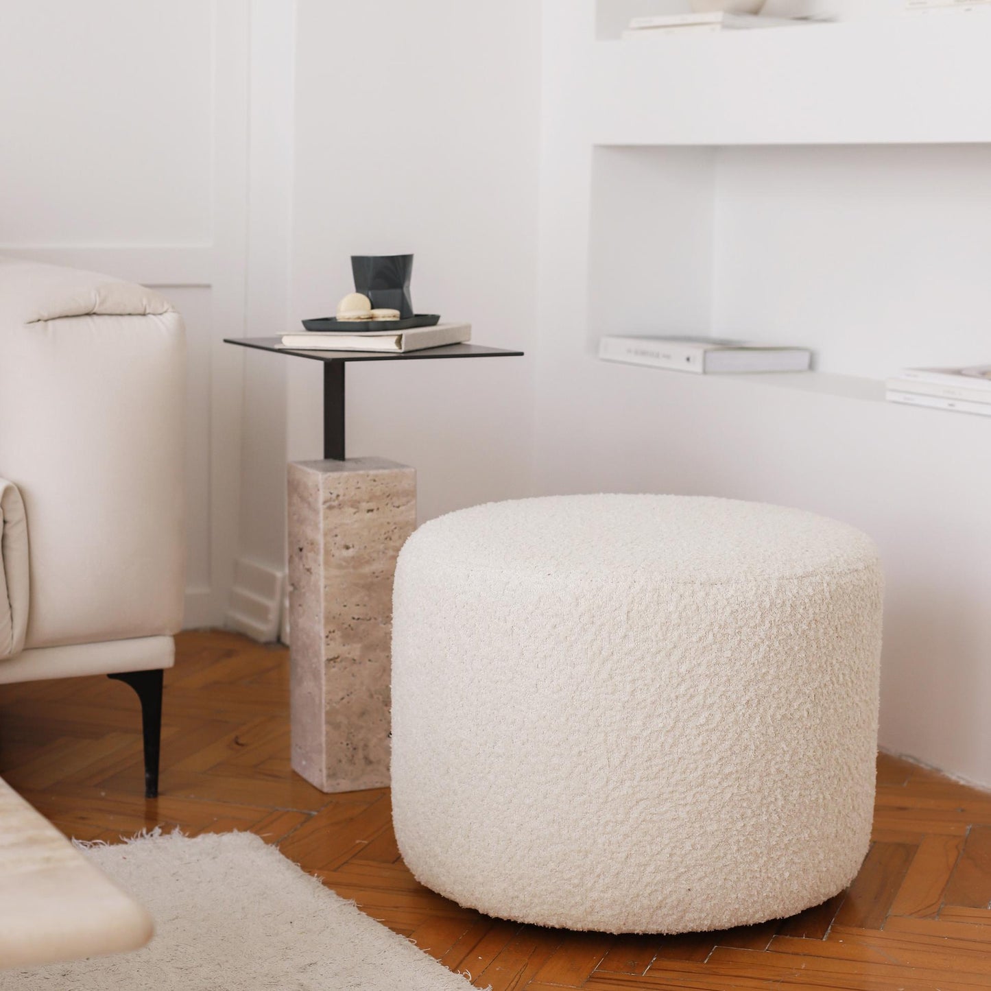 Deco Pouf - Round Pouf - White (Cover Only)