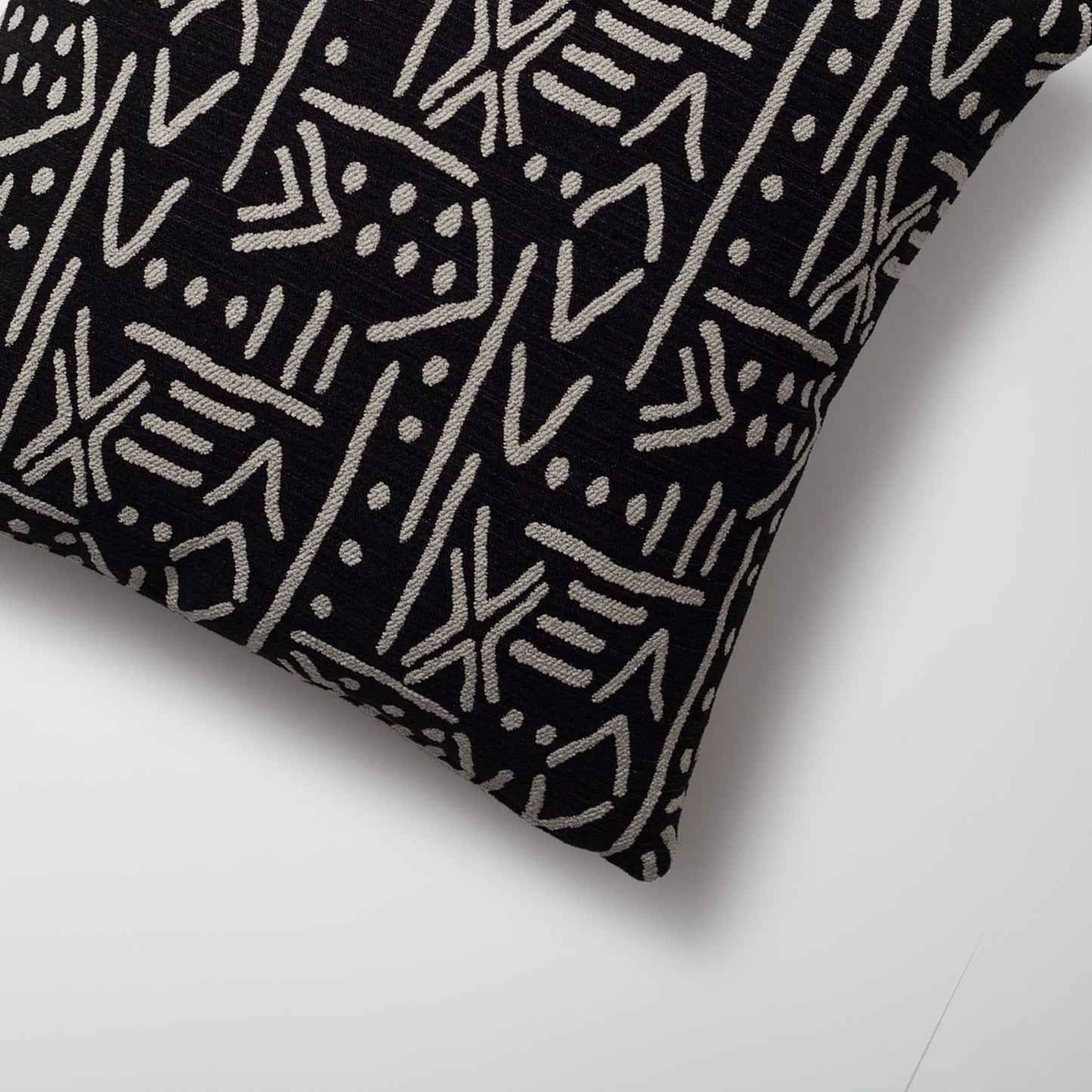 Icon - African Patterned 18x18 Inch Linen Pillow - Black (Cover Only)