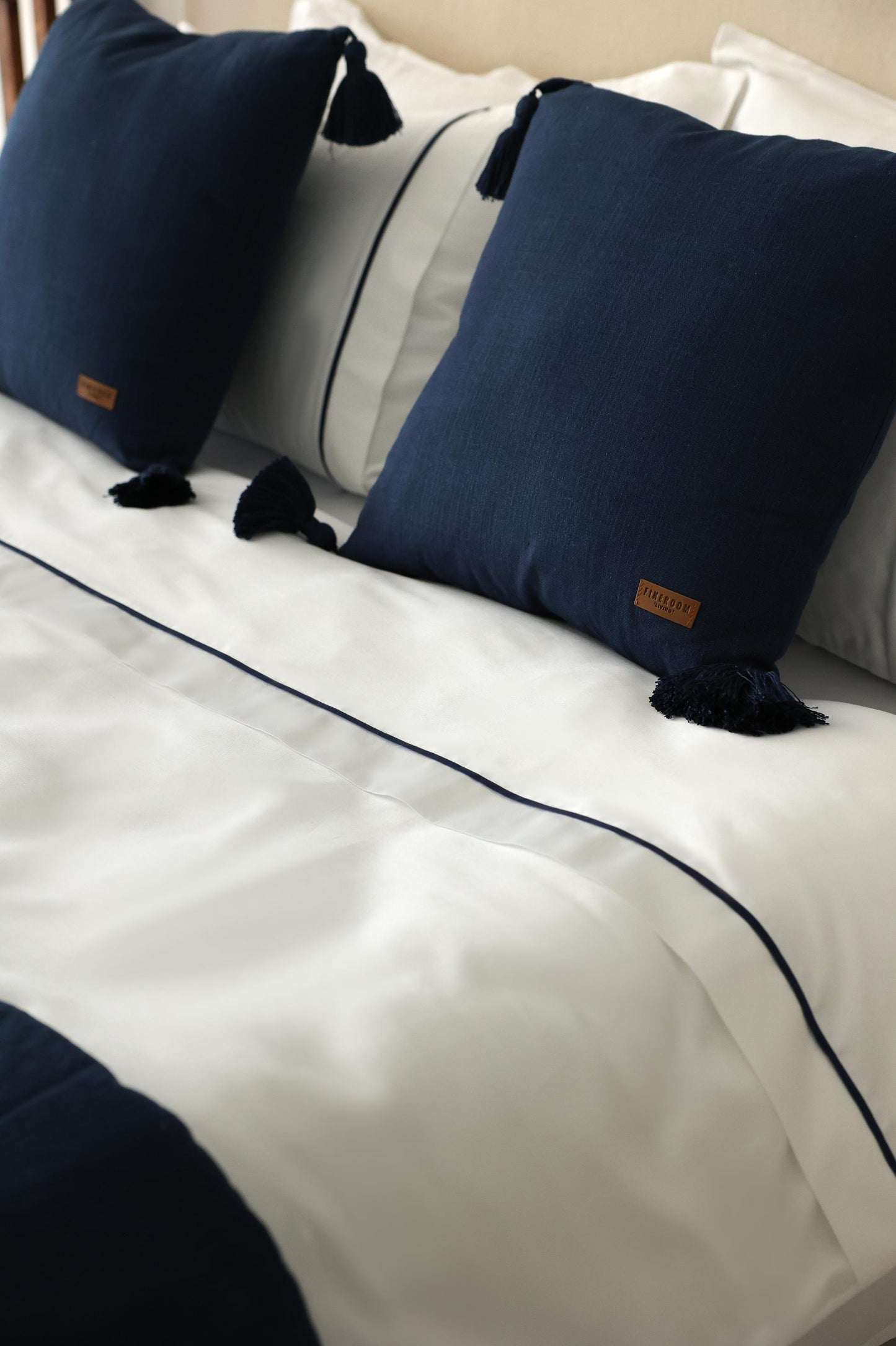 Loom - Linen Tassel Bed Runner + Set of 2 Padded - Navy Blue