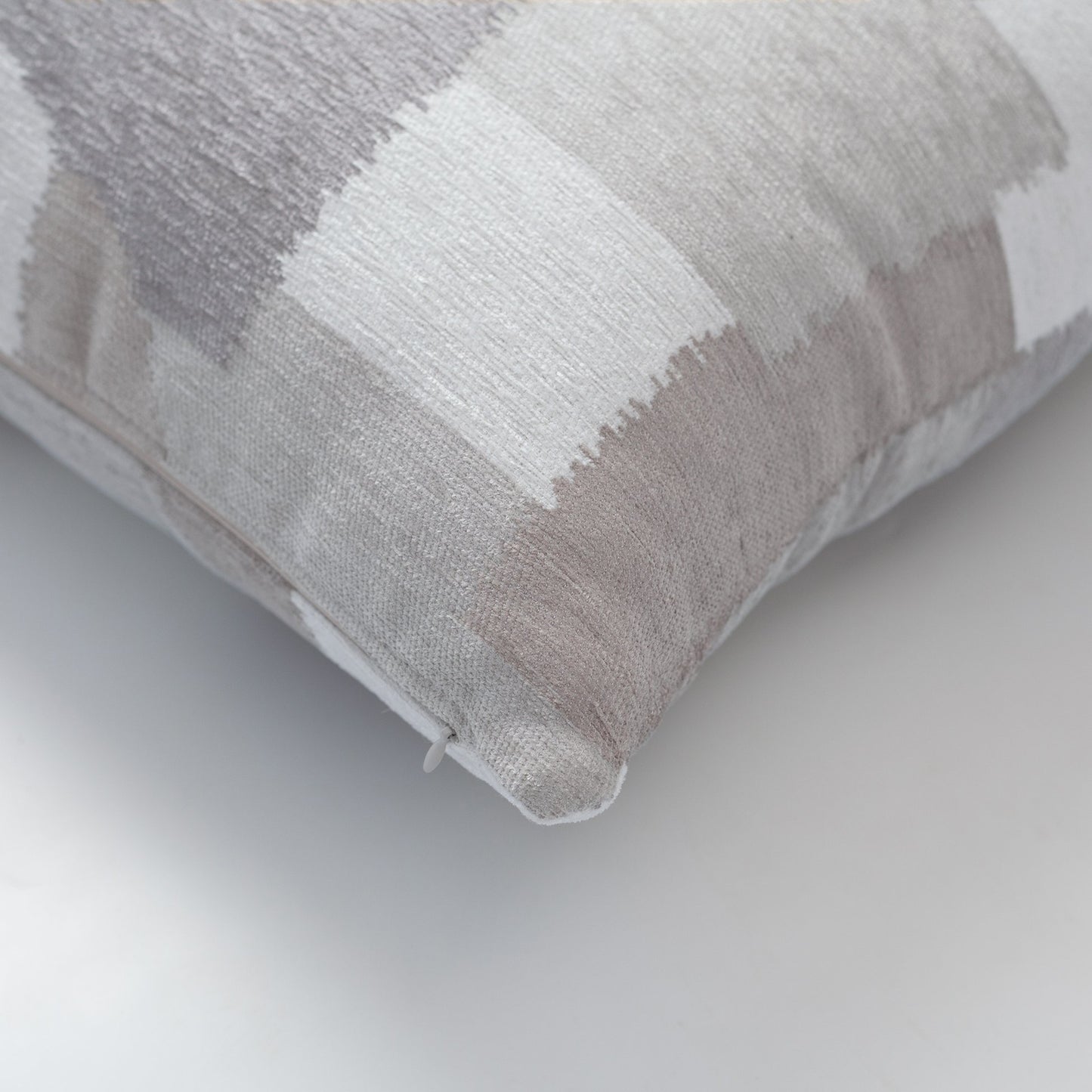 Otto - Modern 50x50 Throw Pillow with Geometric Pattern - Grey