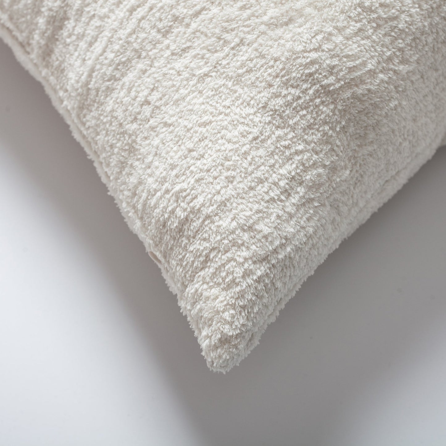 Cozy - Sheepskin Texture Fluffy Cushion 20x20 Inch - White (Cover Only)