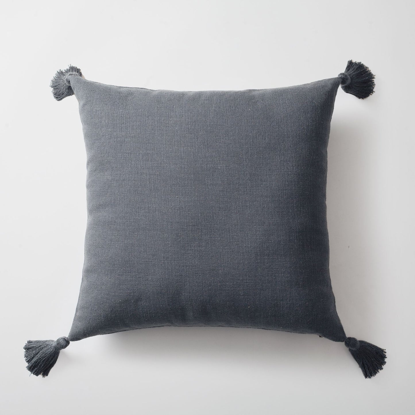 Loom  - Linen Tassel Bed Runner + Set of 2 Padded - Dark Grey