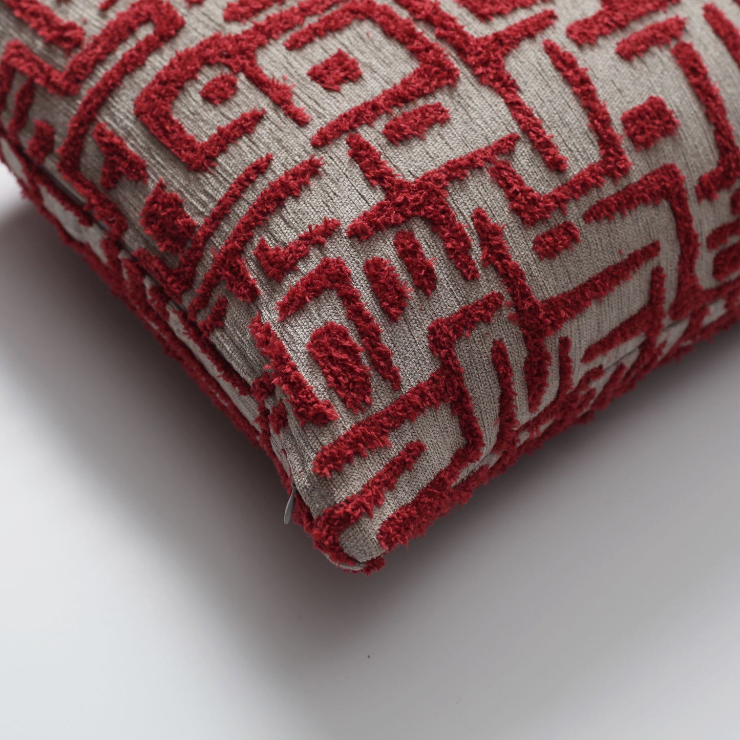 Gilda - Maze Patterned Linen Pillow Bordeaux 18x18 Inch - Bordeaux (Cover Only)