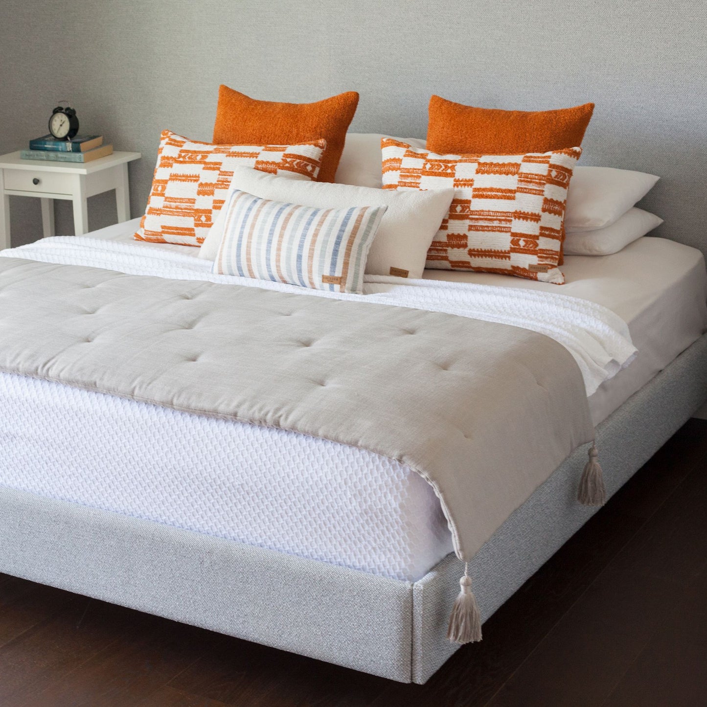 Loom Linen Tasseled Bed Runner + 6 Pillow Set Surya Capri - Orange (Cover Only)